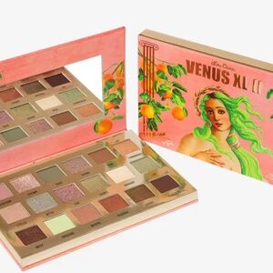 Venus XL 2 Pressed Powder Eyeshadow Palette